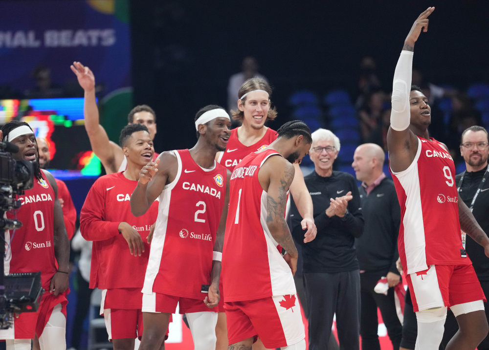  莱万多夫斯基遭遇十五连败，加拿大队教练面临压力！-爱游戏网站入口